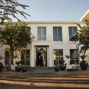 Hotel The Manor House At The Queen Victoria By Newmark