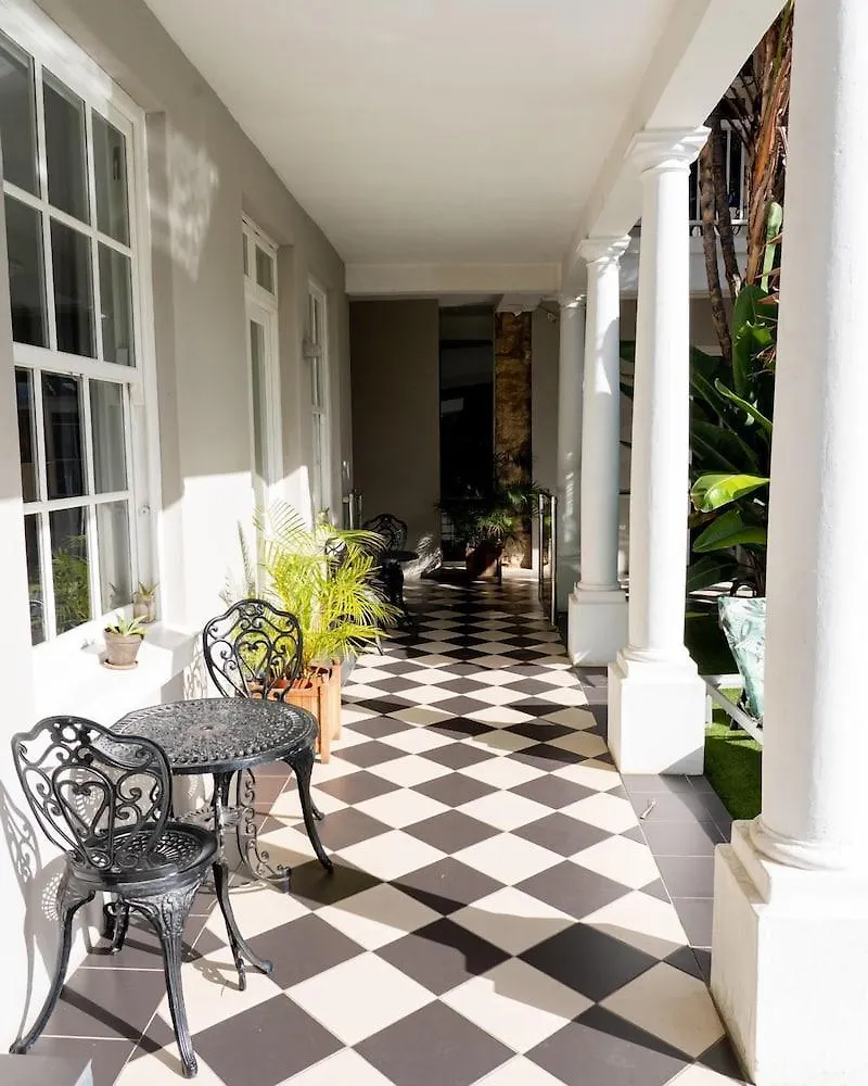 Bed & Breakfast Three Boutique Hotel Cape Town