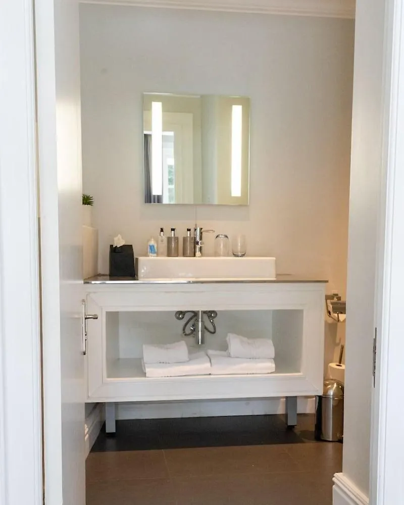Three Boutique Hotel Cape Town 4*,  South Africa