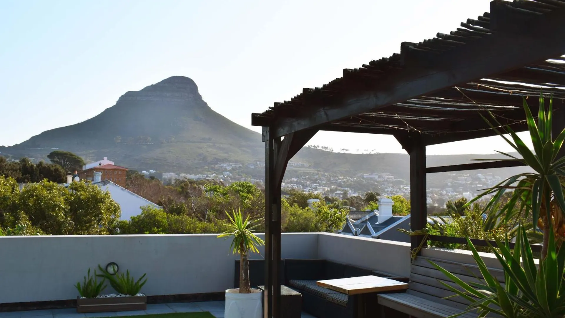 Three Boutique Hotel Cape Town Bed & Breakfast